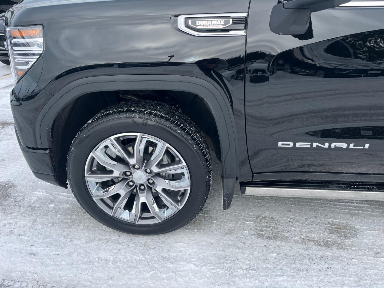 2025 GMC Sierra 1500 Crew Cab Short Box 4-Wheel Drive Denali Photo