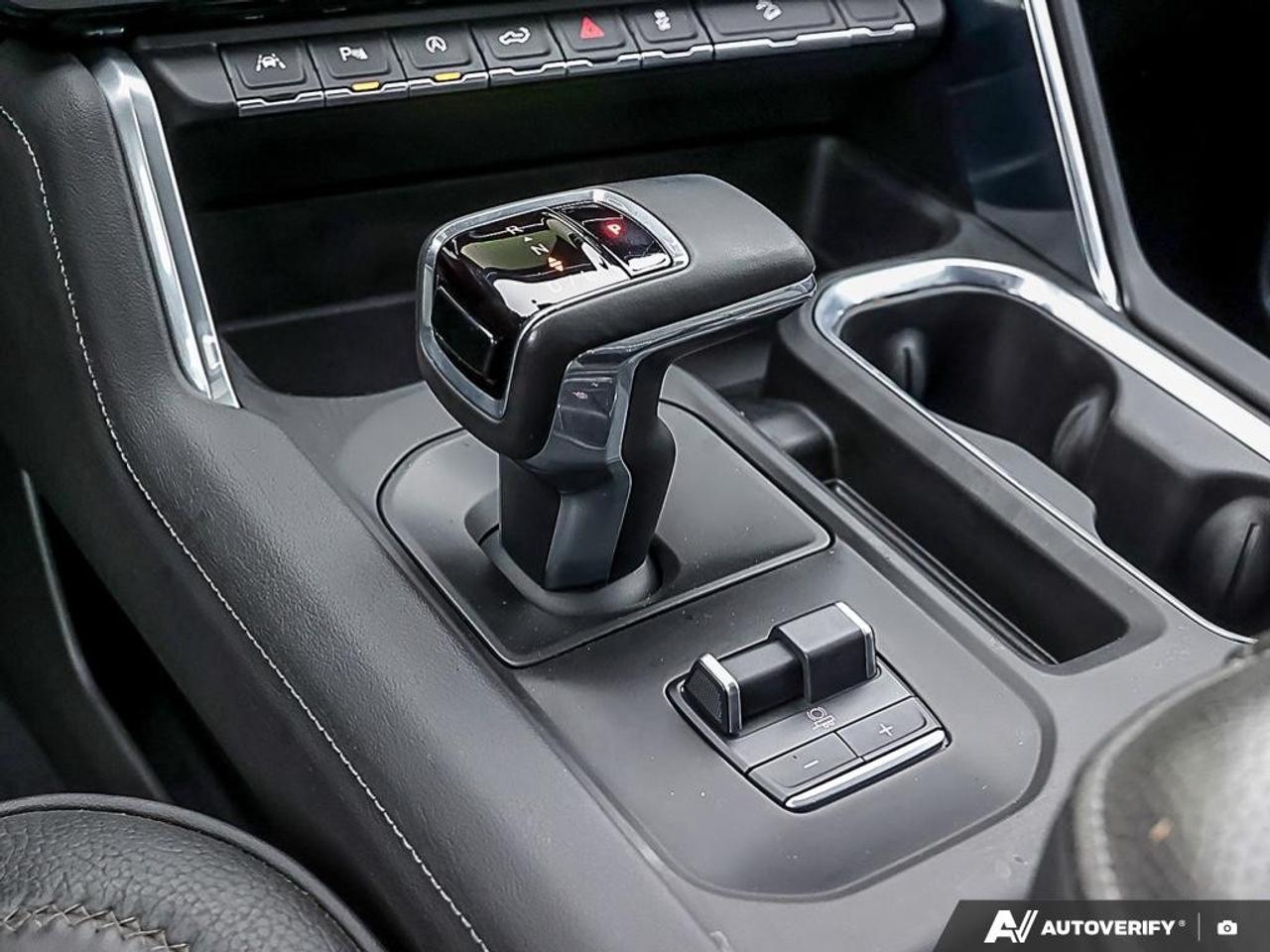 2025 GMC Sierra 1500 Crew Cab Short Box 4-Wheel Drive Denali Photo