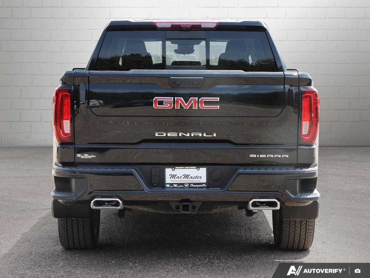 2025 GMC Sierra 1500 Crew Cab Short Box 4-Wheel Drive Denali Photo3