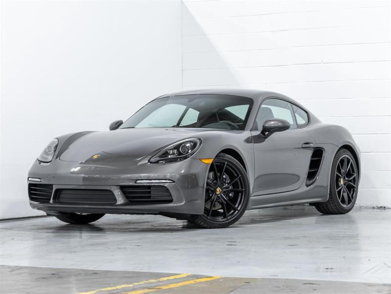 2025 Porsche 718 Cayman  Photo0