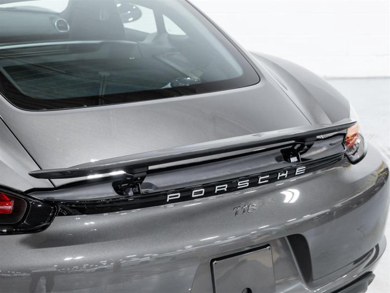 2025 Porsche 718 Cayman  Photo