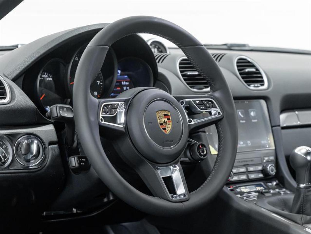 2025 Porsche 718 Cayman  Photo