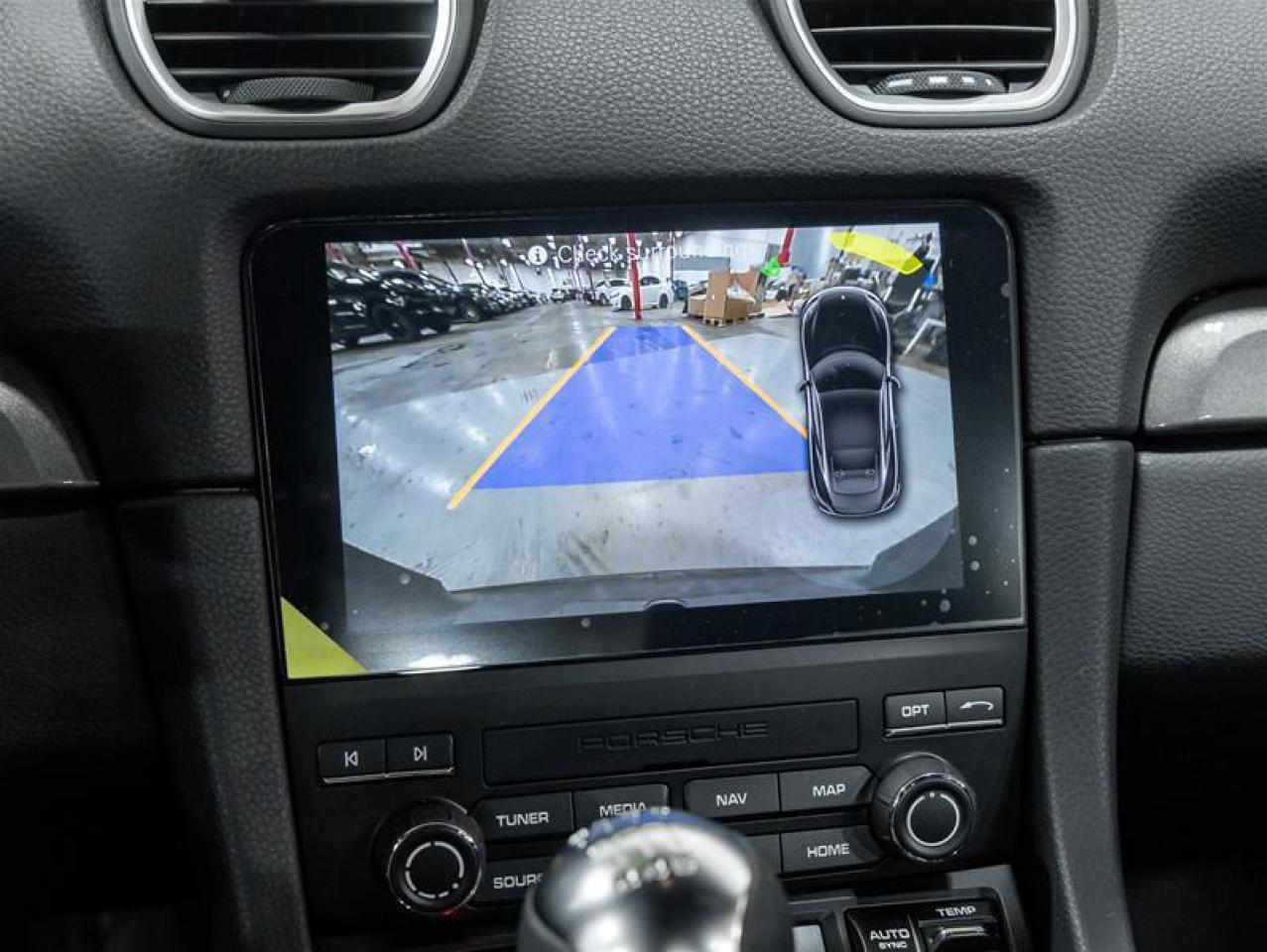 2025 Porsche 718 Cayman  Photo