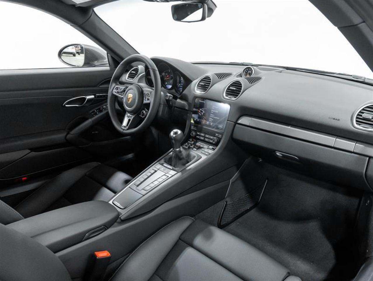 2025 Porsche 718 Cayman  Photo