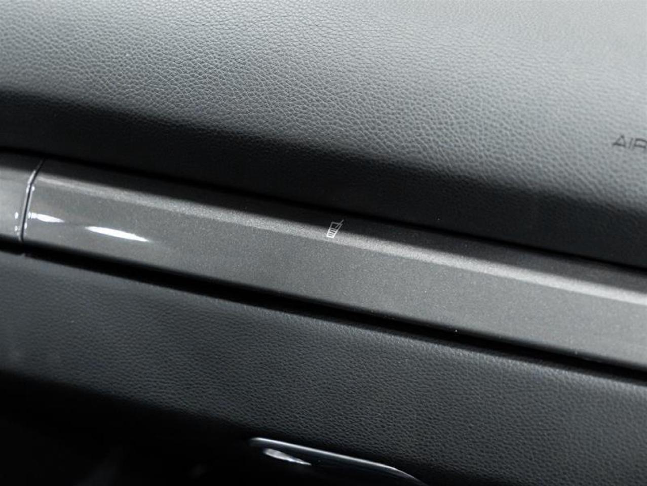 2025 Porsche 718 Cayman  Photo