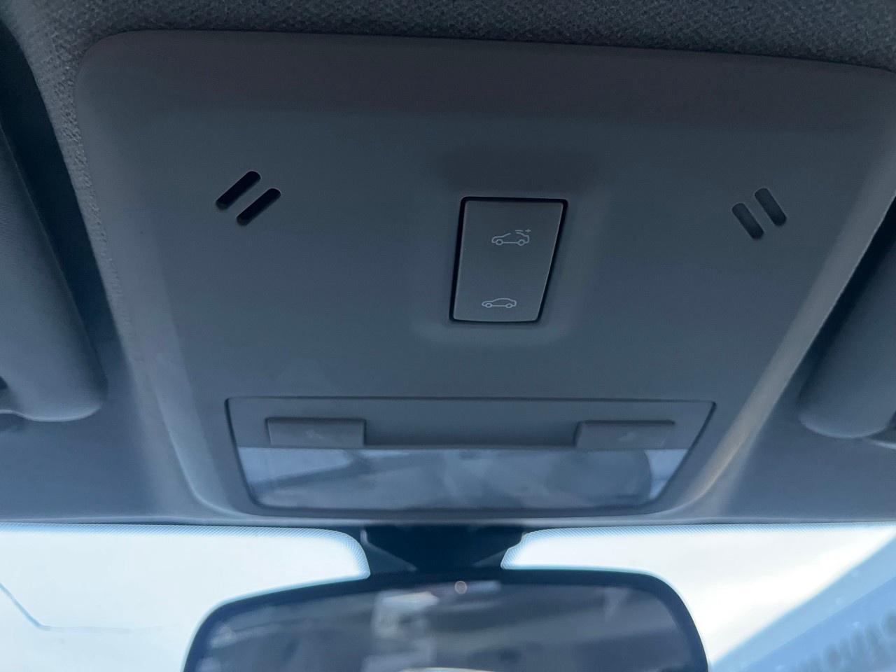 2015 Chevrolet Sonic 5dr HB LT Auto Photo