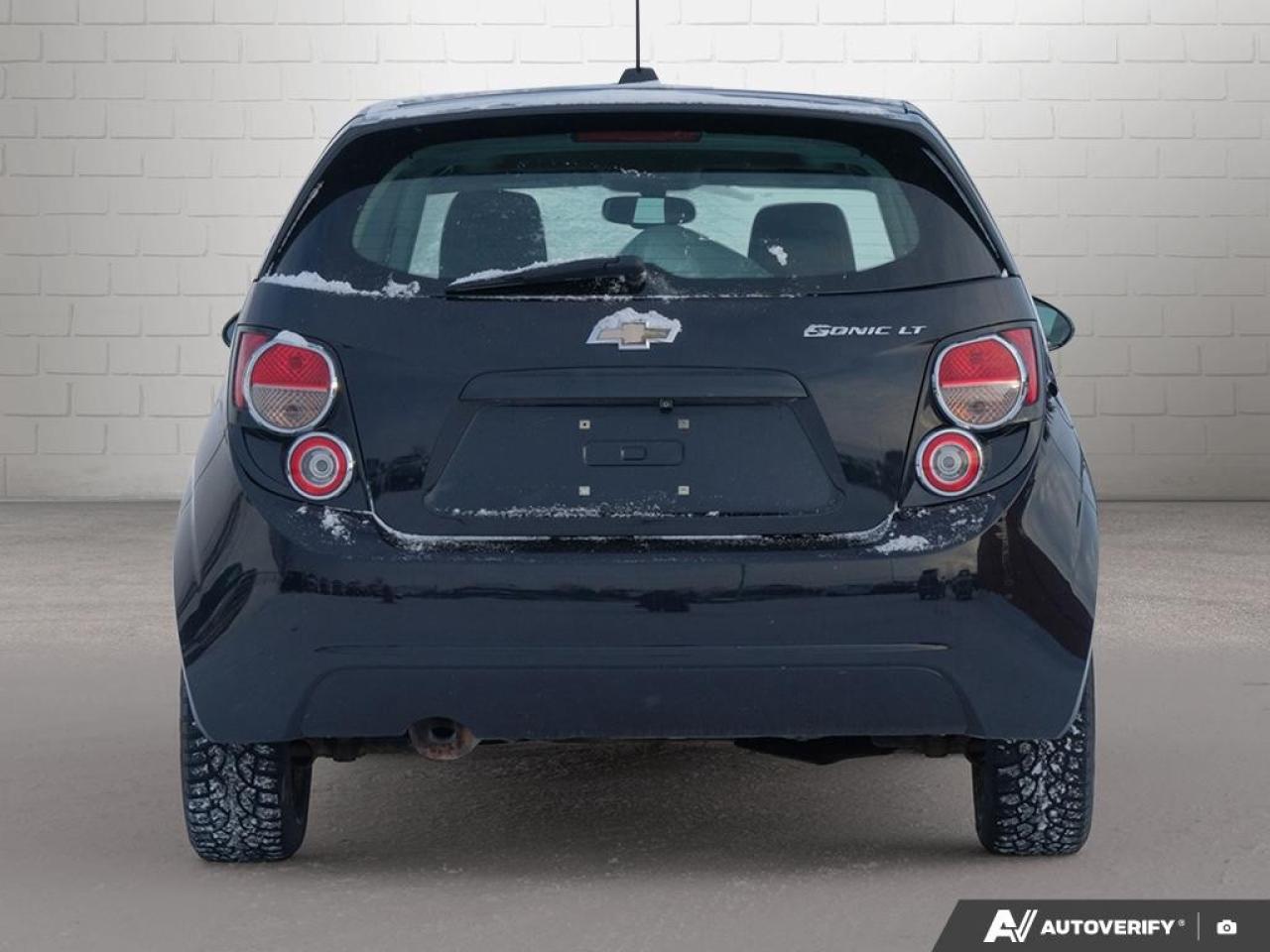 2015 Chevrolet Sonic 5dr HB LT Man Photo3