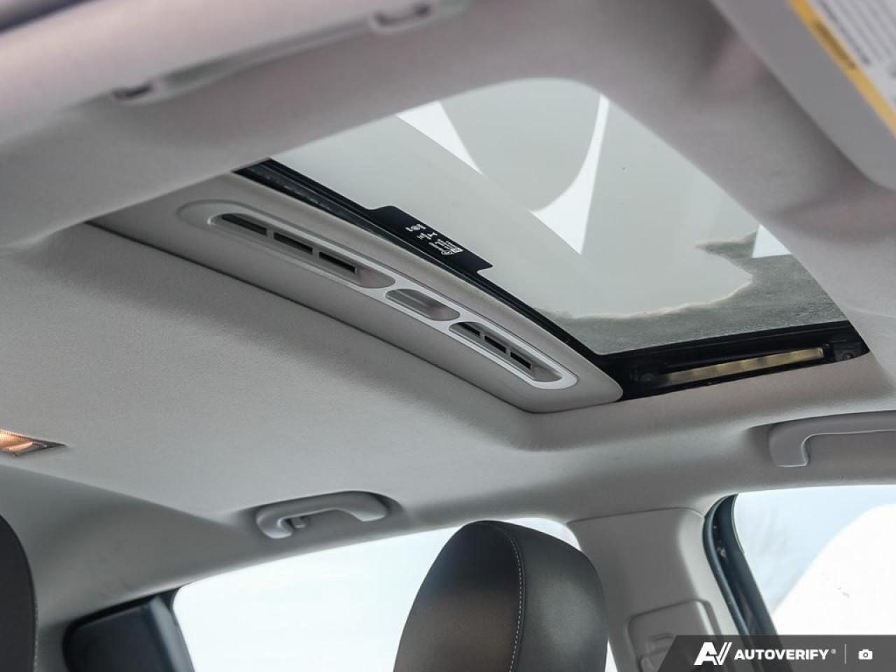 2015 Chevrolet Sonic 5dr HB LT Man Photo