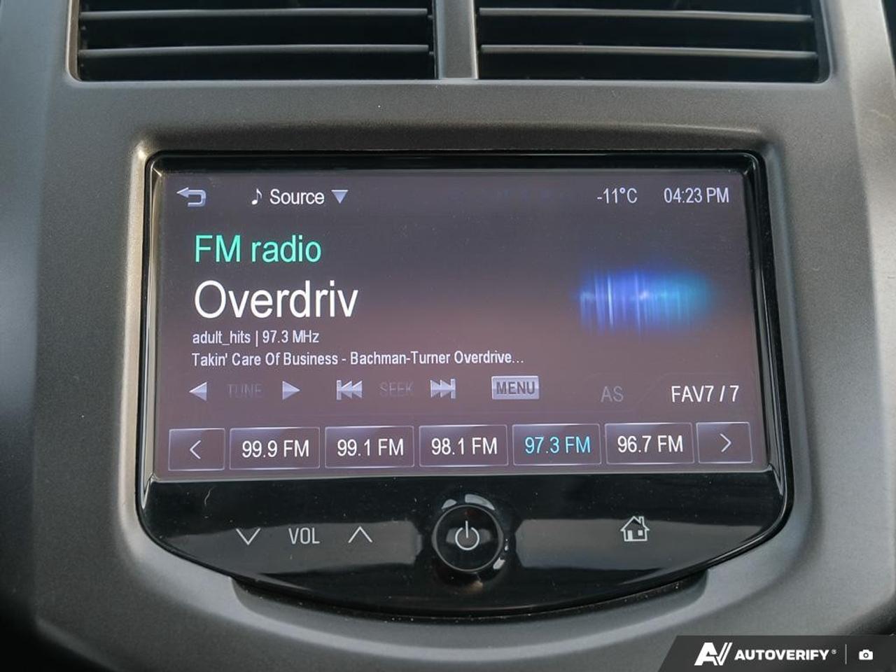 2015 Chevrolet Sonic 5dr HB LT Man Photo