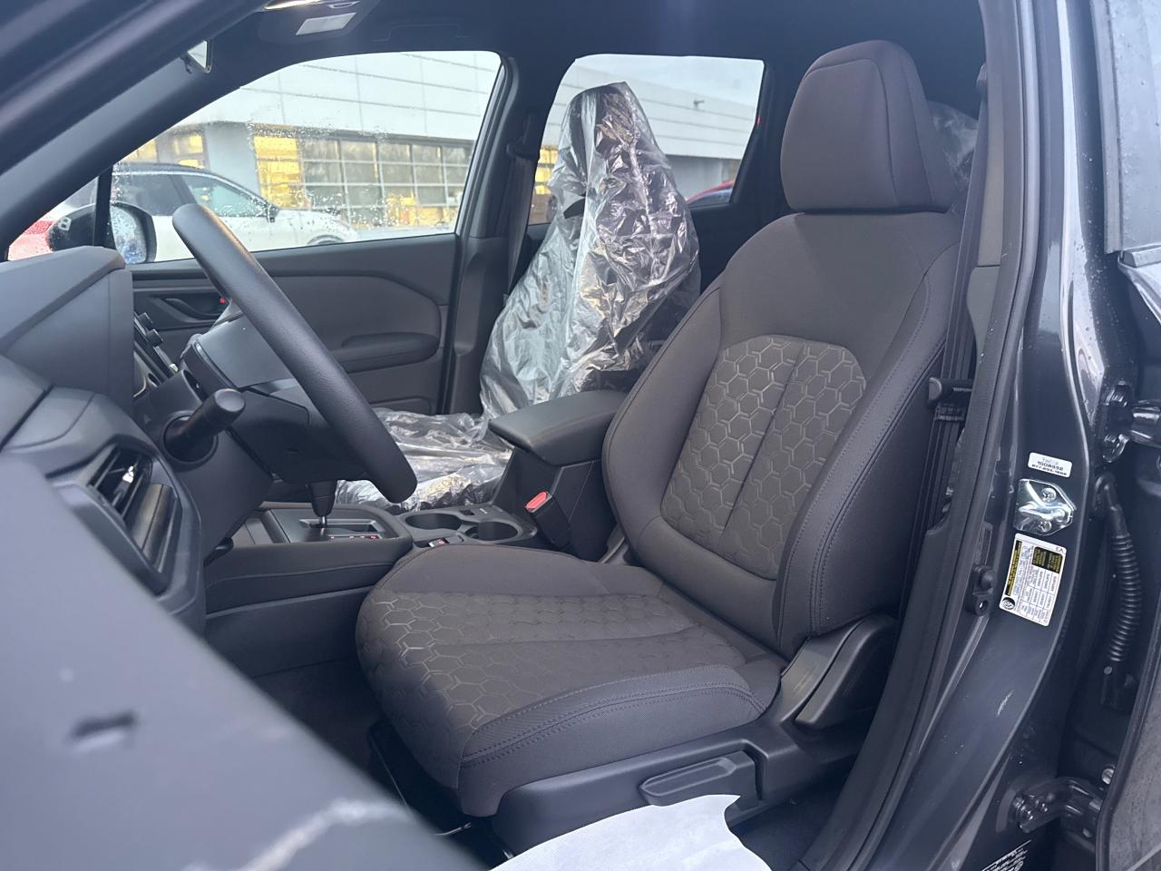 2026 Subaru Forester Convenience 4dr All-Wheel Drive Photo4