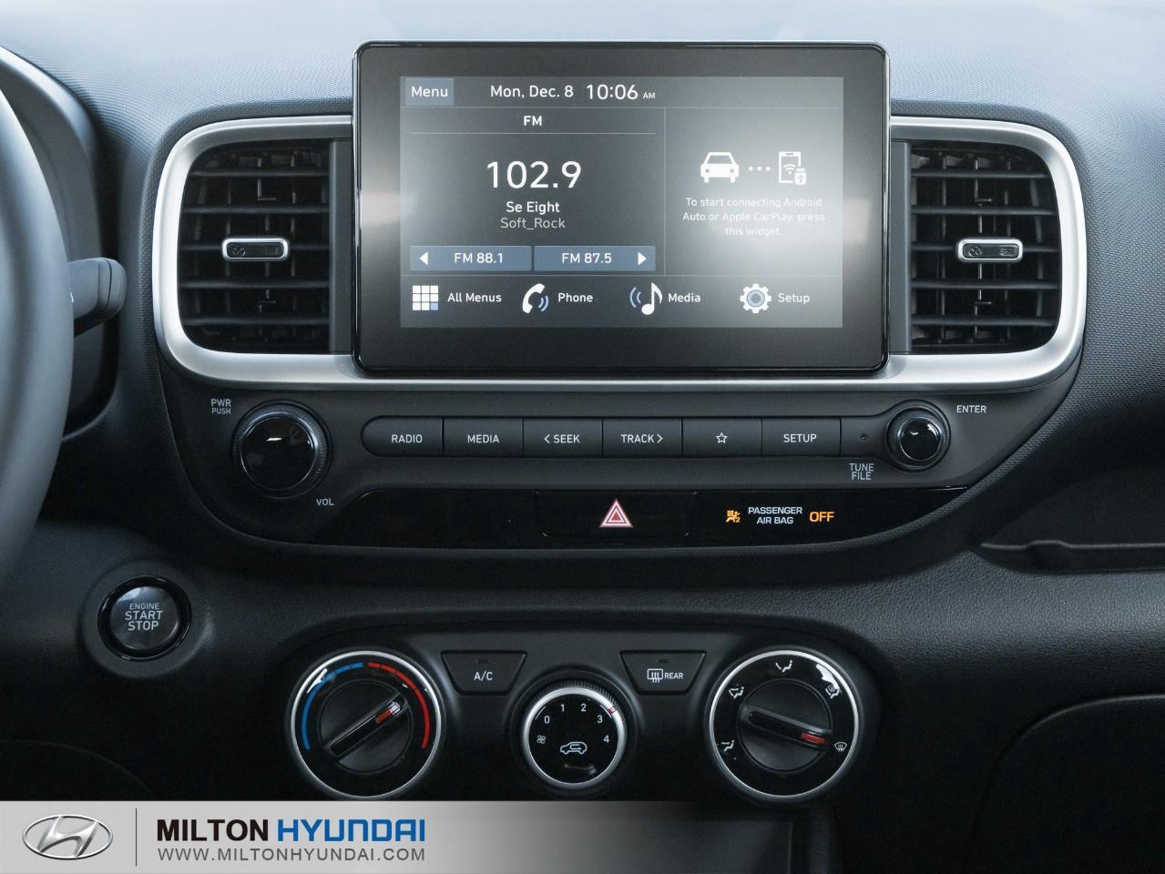 2026 Hyundai Venue Preferred w/Two-Tone 4dr Front-Wheel Drive Photo