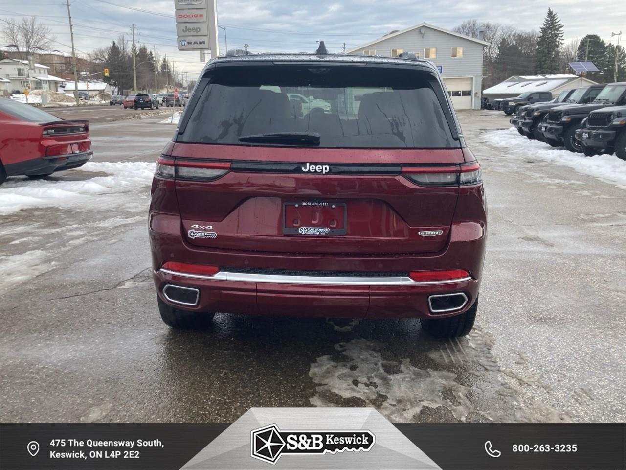 2025 Jeep Grand Cherokee Summit 4dr 4x4 Photo