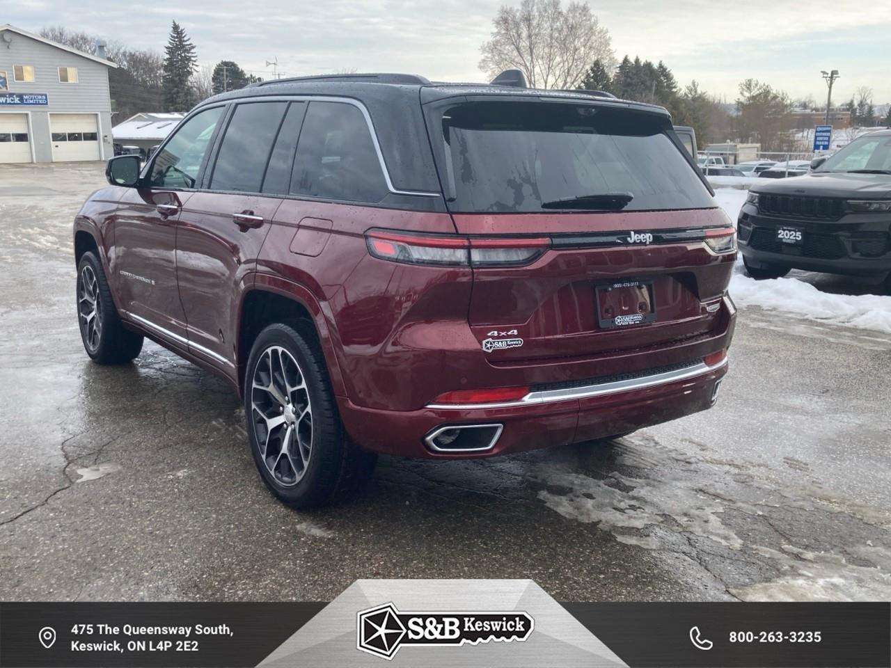 2025 Jeep Grand Cherokee Summit 4dr 4x4 Photo