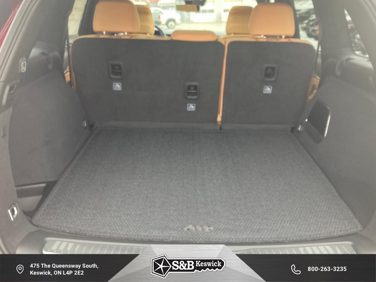 2025 Jeep Grand Cherokee Summit 4dr 4x4 Photo