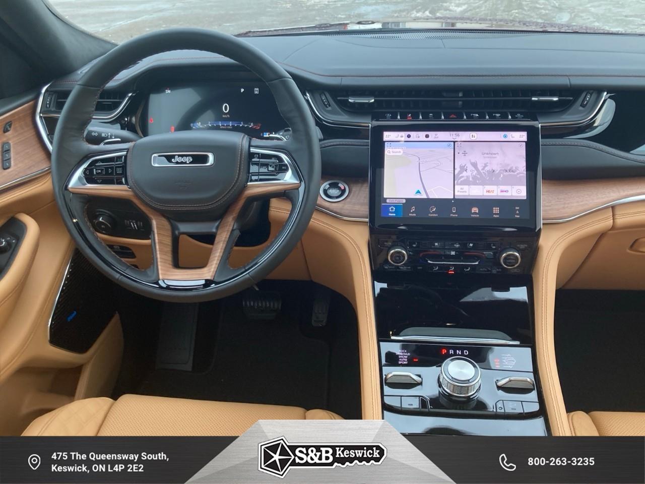 2025 Jeep Grand Cherokee Summit 4dr 4x4 Photo