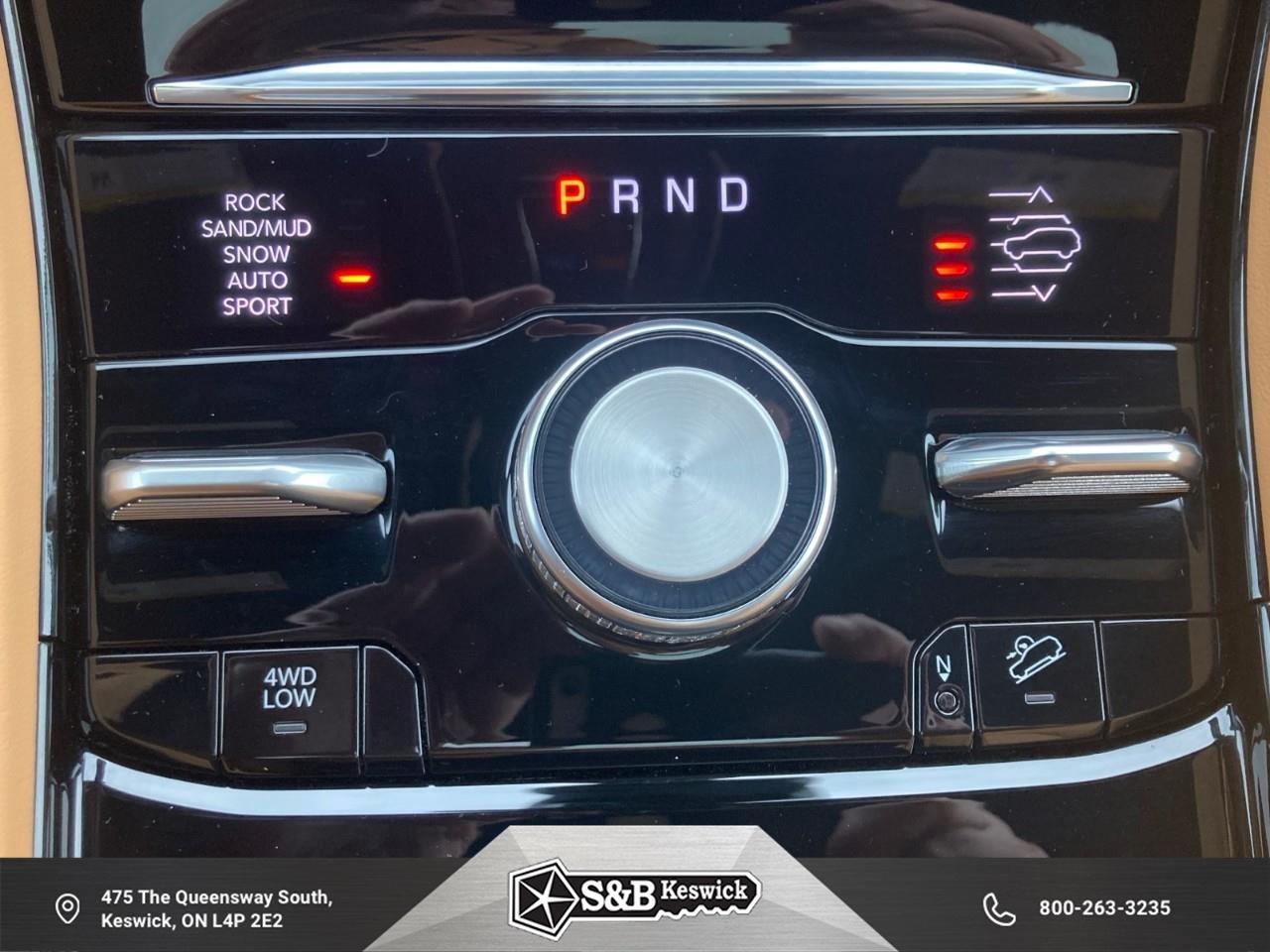 2025 Jeep Grand Cherokee Summit 4dr 4x4 Photo