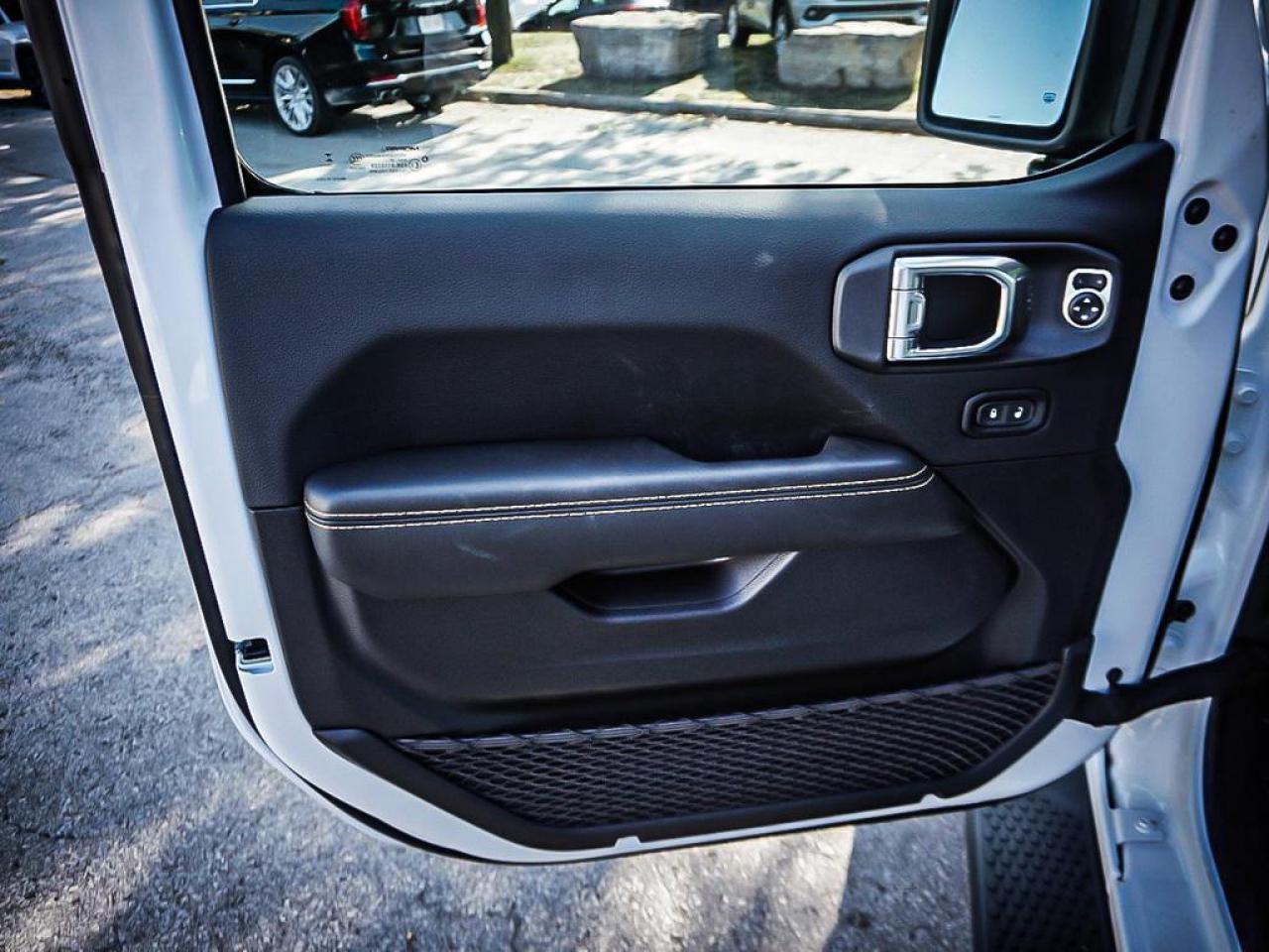 2025 Jeep Wrangler  Photo