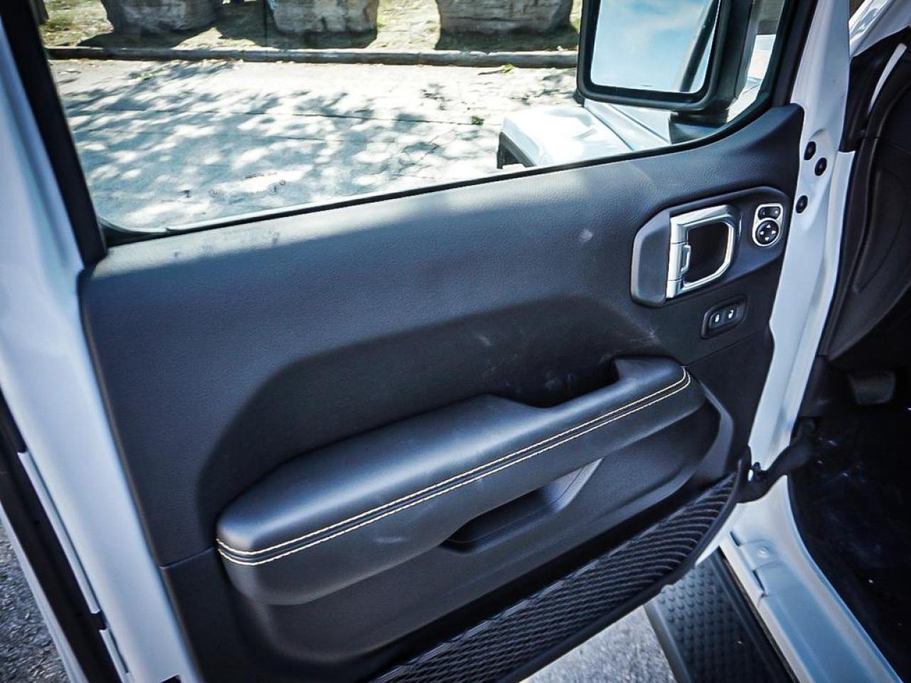 2025 Jeep Wrangler  Photo