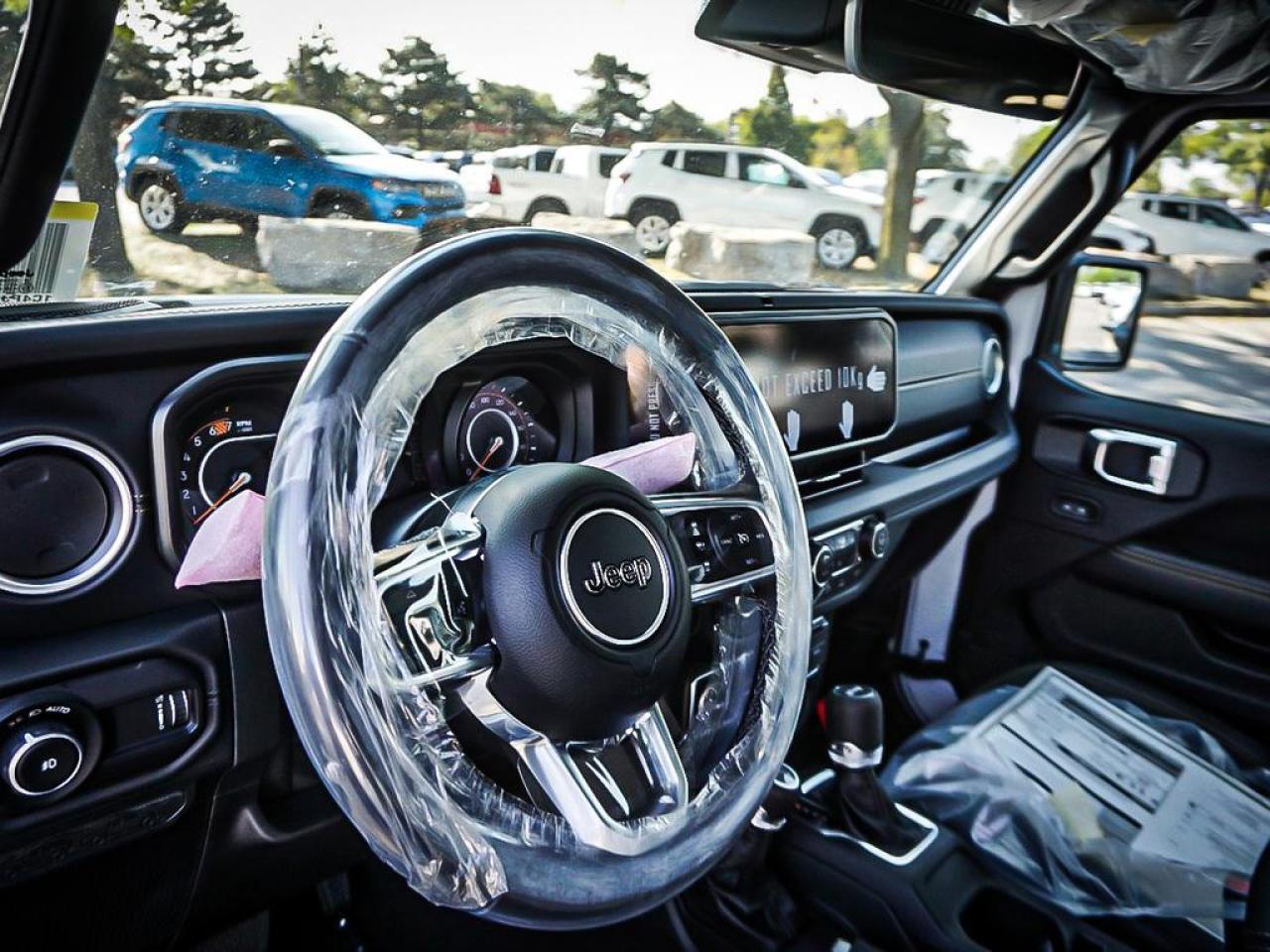 2025 Jeep Wrangler  Photo