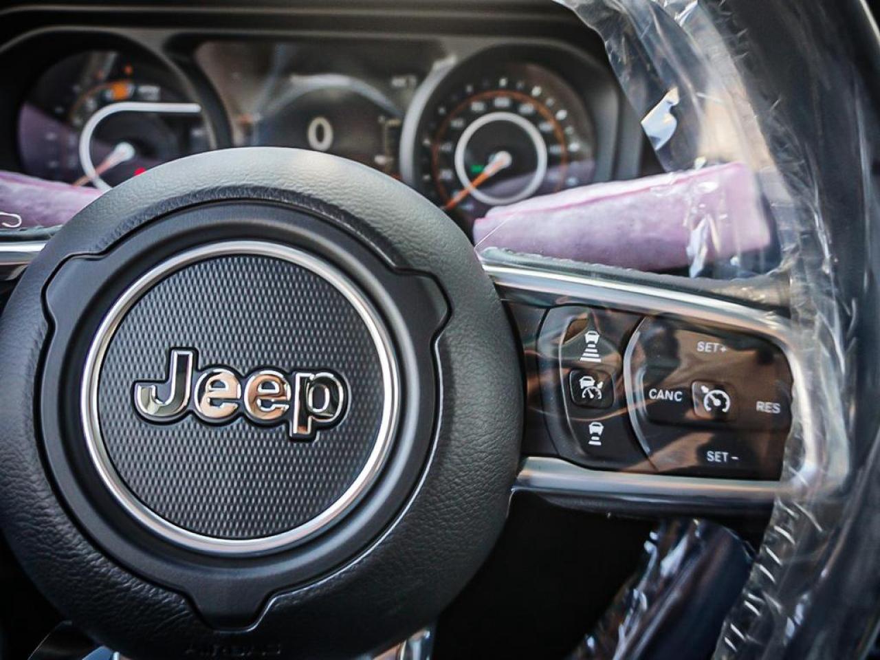 2025 Jeep Wrangler  Photo