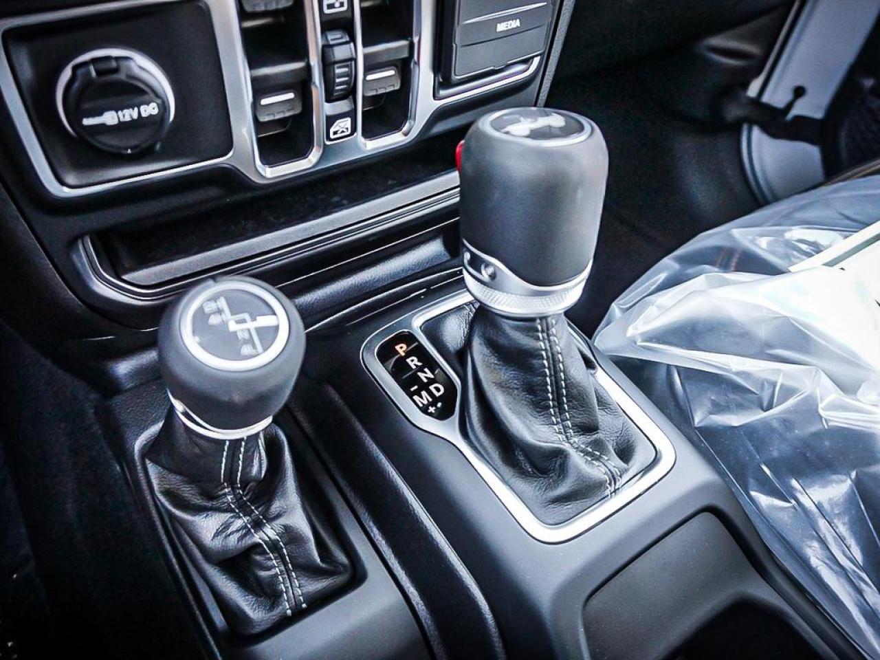 2025 Jeep Wrangler  Photo