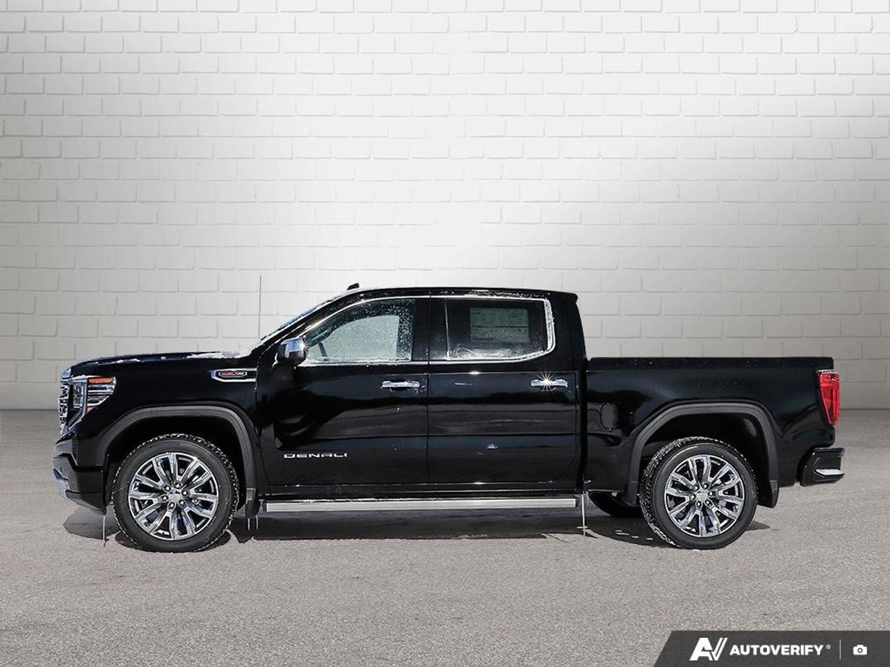 2026 GMC Sierra 1500 Crew Cab Short Box 4-Wheel Drive Denali Photo5