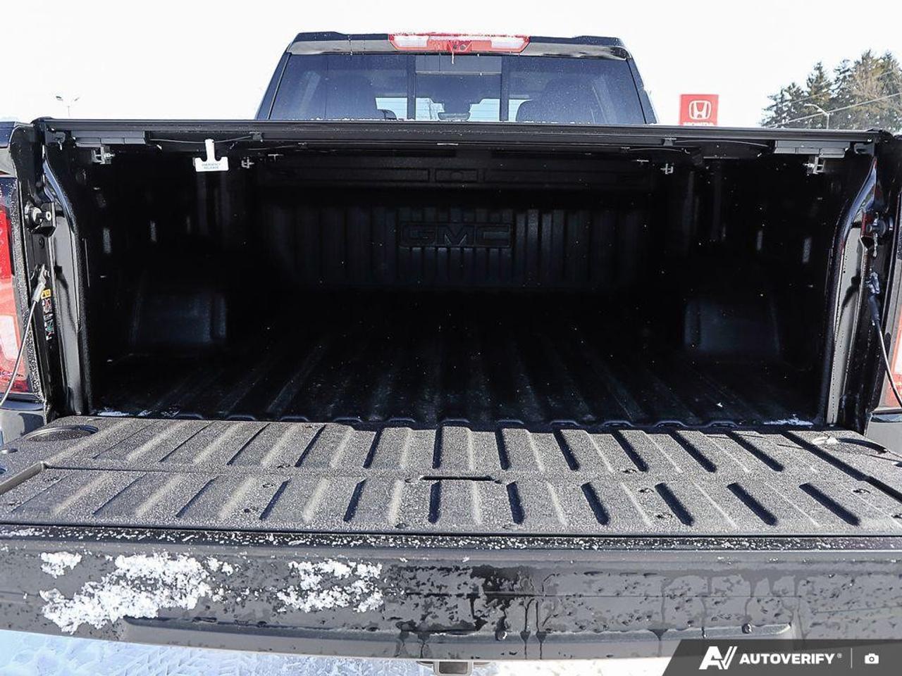 2026 GMC Sierra 1500 Crew Cab Short Box 4-Wheel Drive Denali Photo