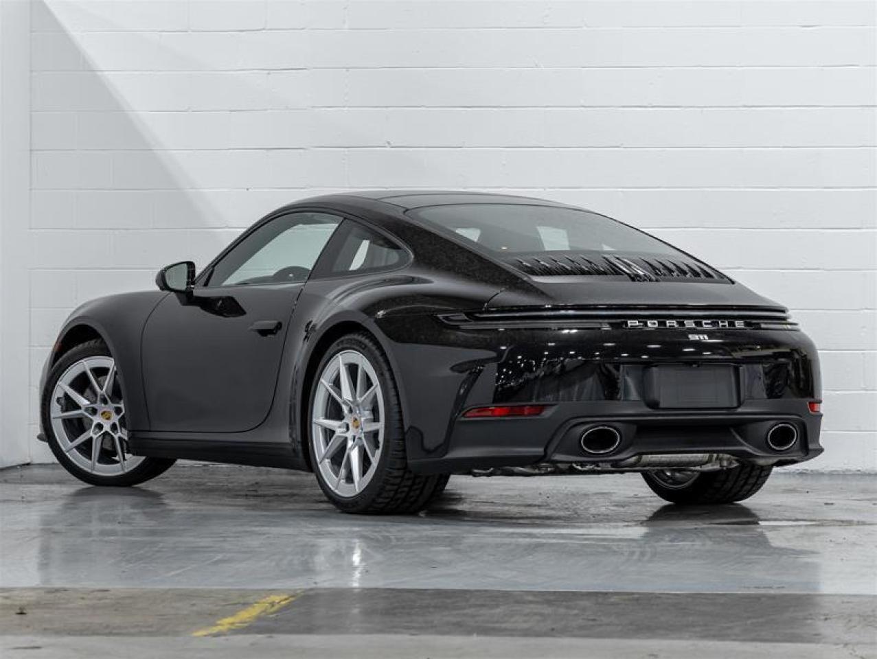 2025 Porsche 911  Photo