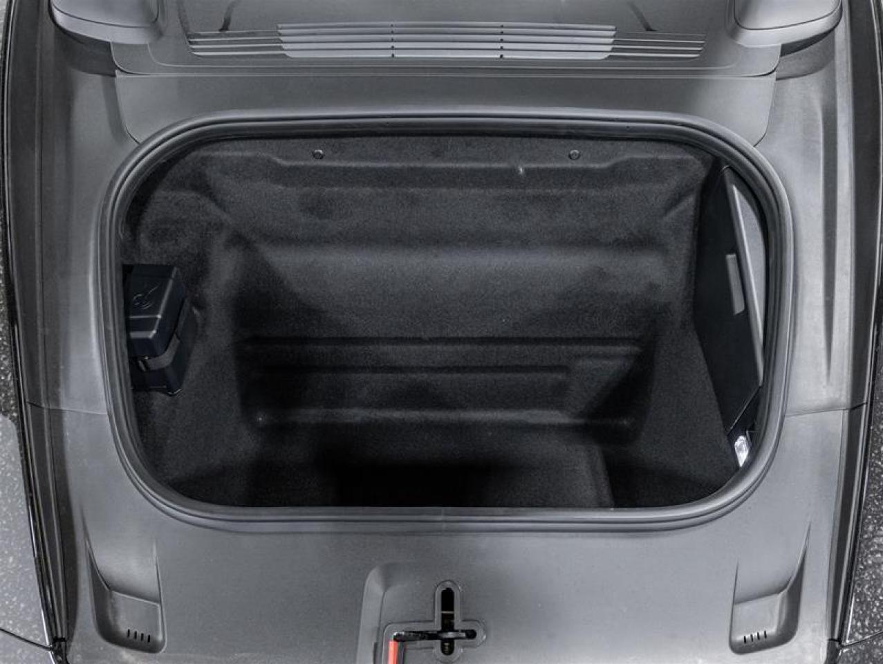 2025 Porsche 911  Photo