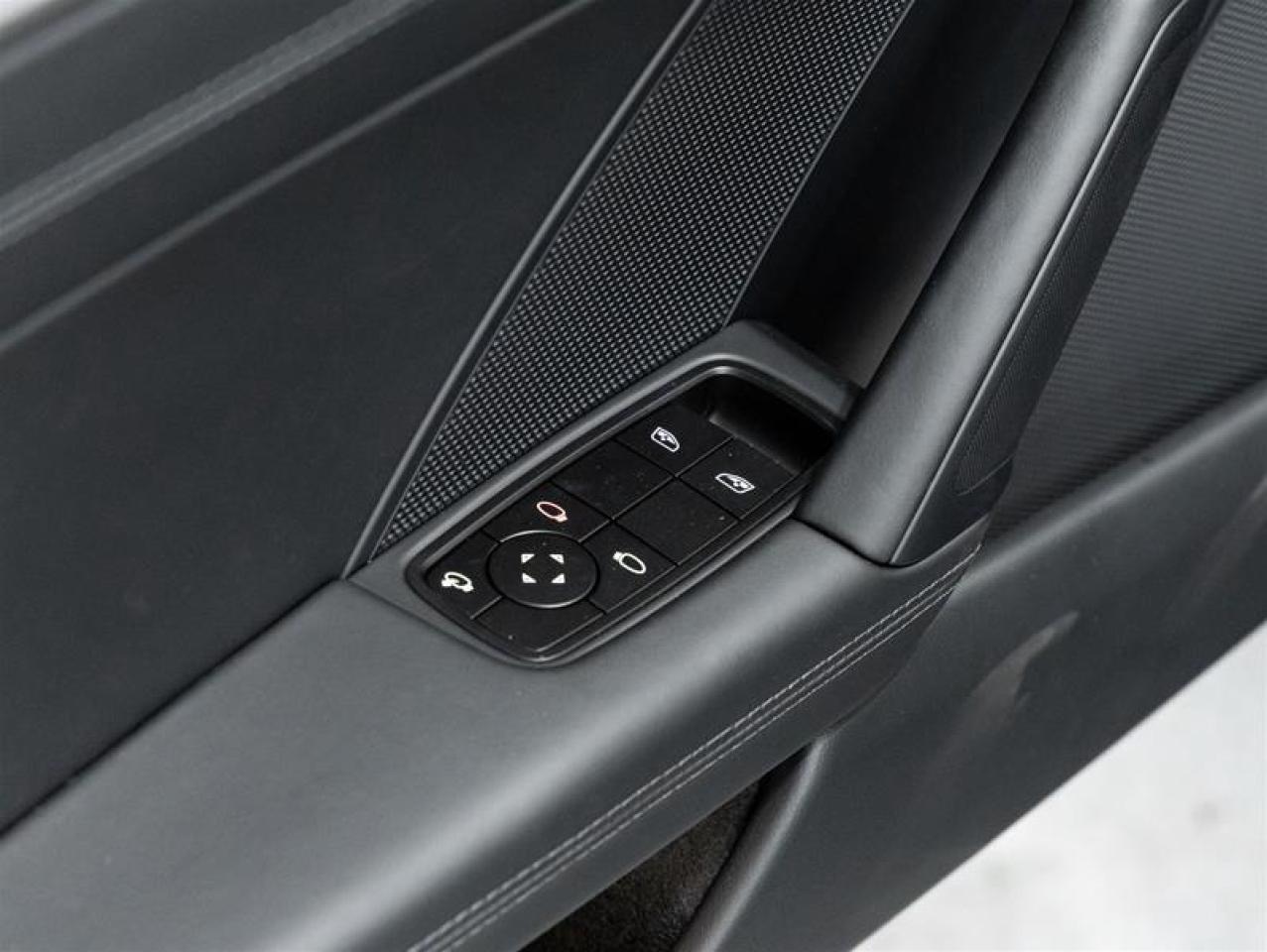 2025 Porsche 911  Photo