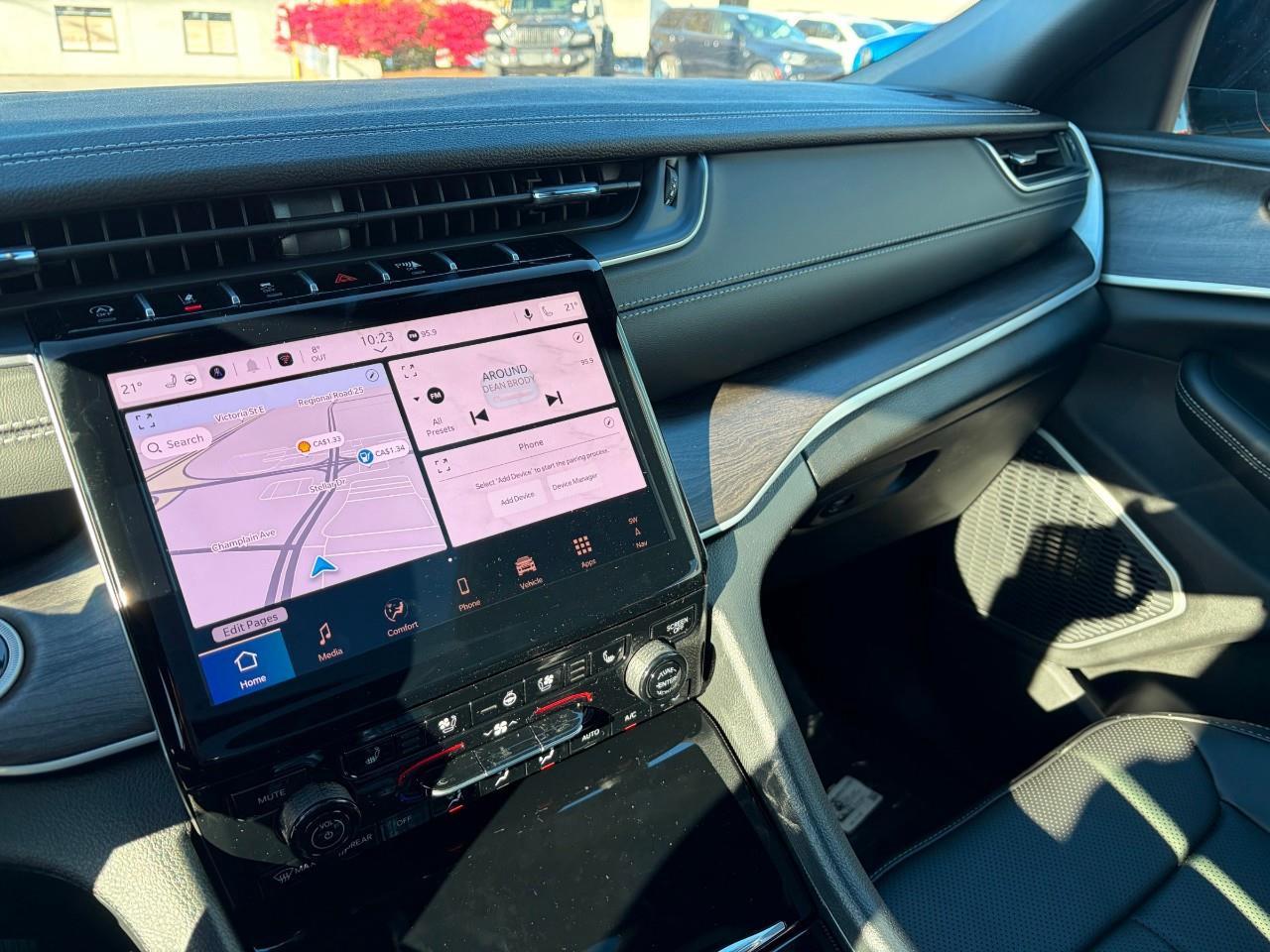 2025 Jeep Grand Cherokee Limited 4dr 4x4 Photo