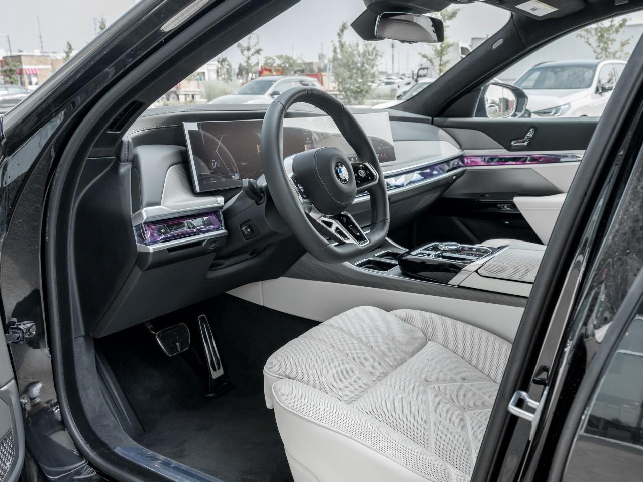 2025 BMW 760 i xDrive 4dr All-Wheel Drive Sedan Photo