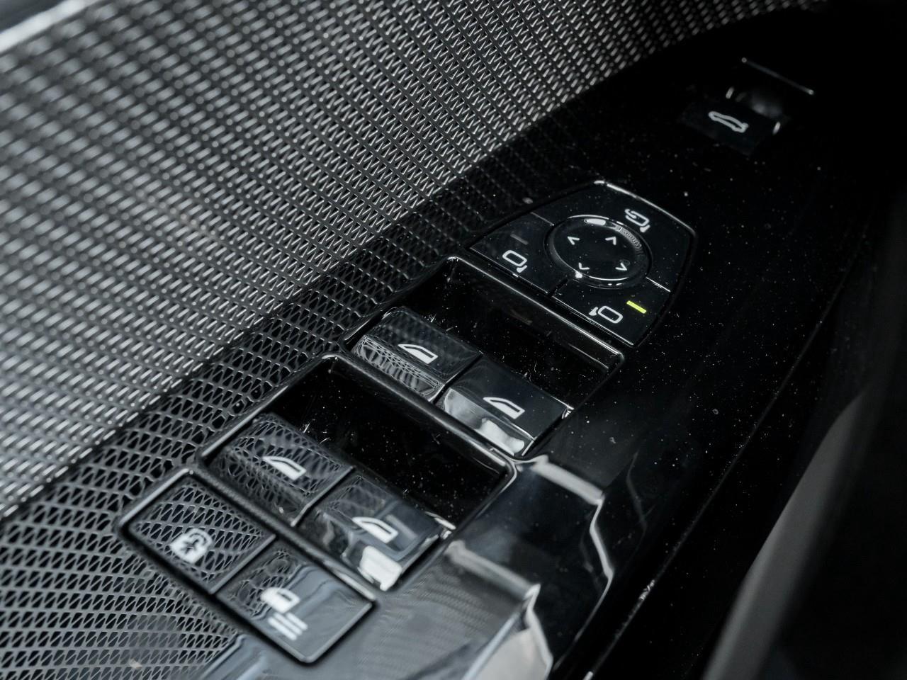 2025 BMW 760 i xDrive 4dr All-Wheel Drive Sedan Photo