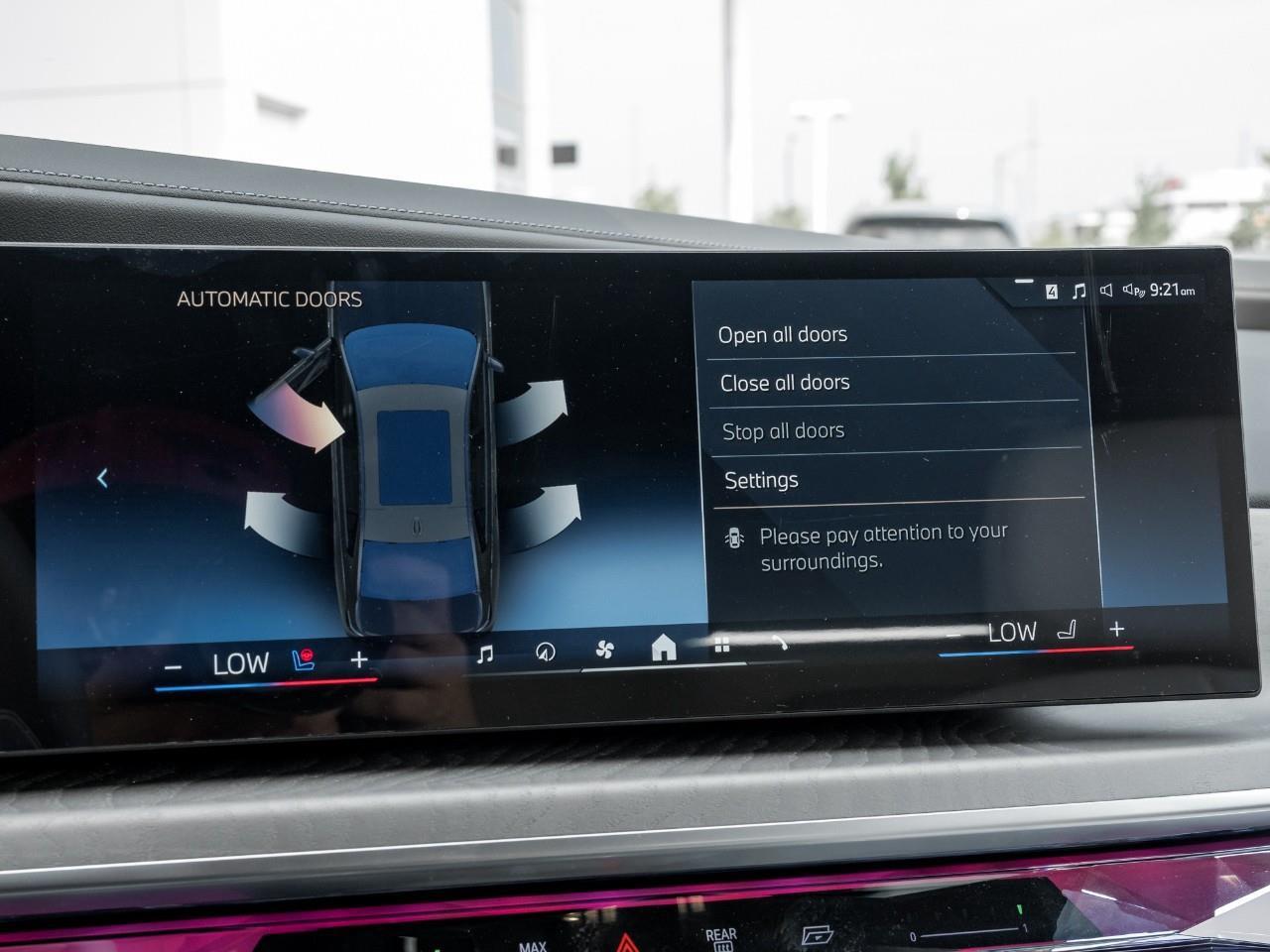 2025 BMW 760 i xDrive 4dr All-Wheel Drive Sedan Photo