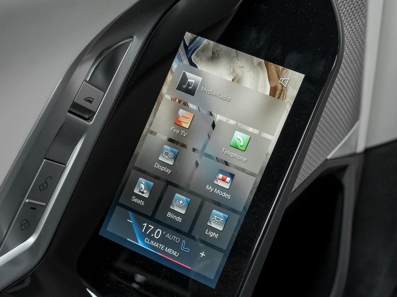 2025 BMW 760 i xDrive 4dr All-Wheel Drive Sedan Photo