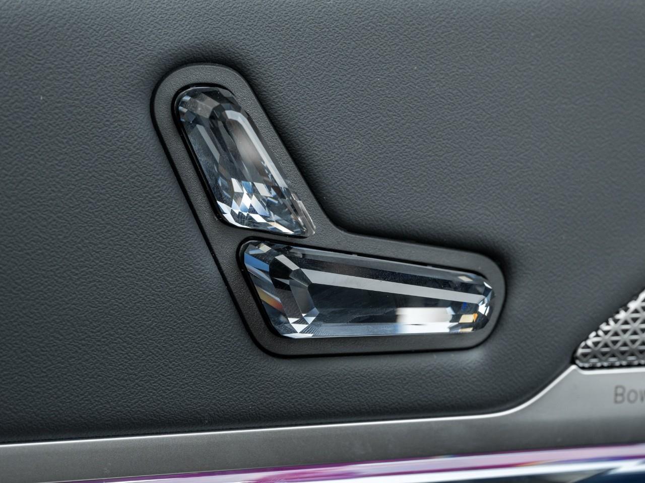 2025 BMW 760 i xDrive 4dr All-Wheel Drive Sedan Photo