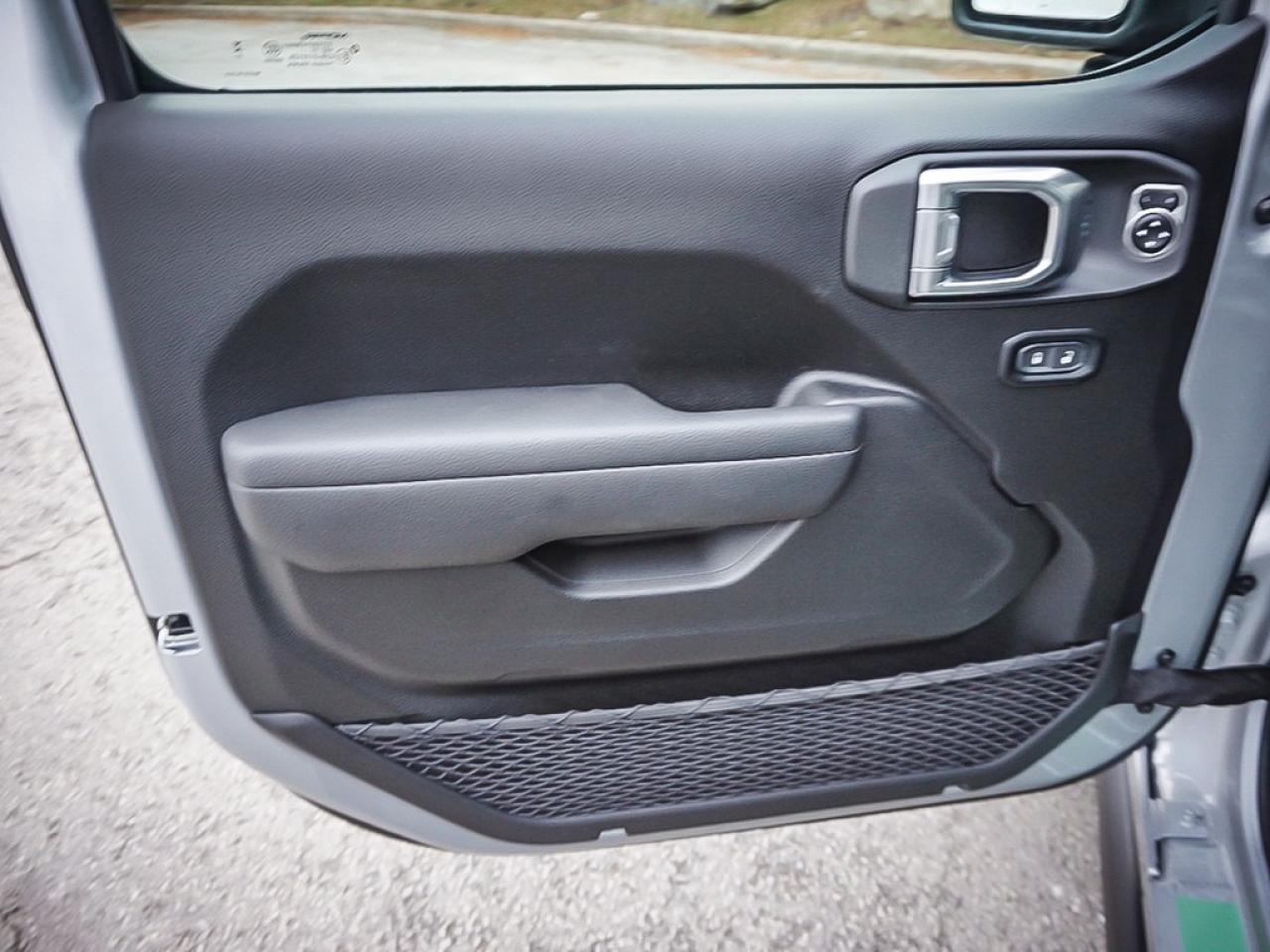 2024 Jeep Wrangler 4xe  Photo