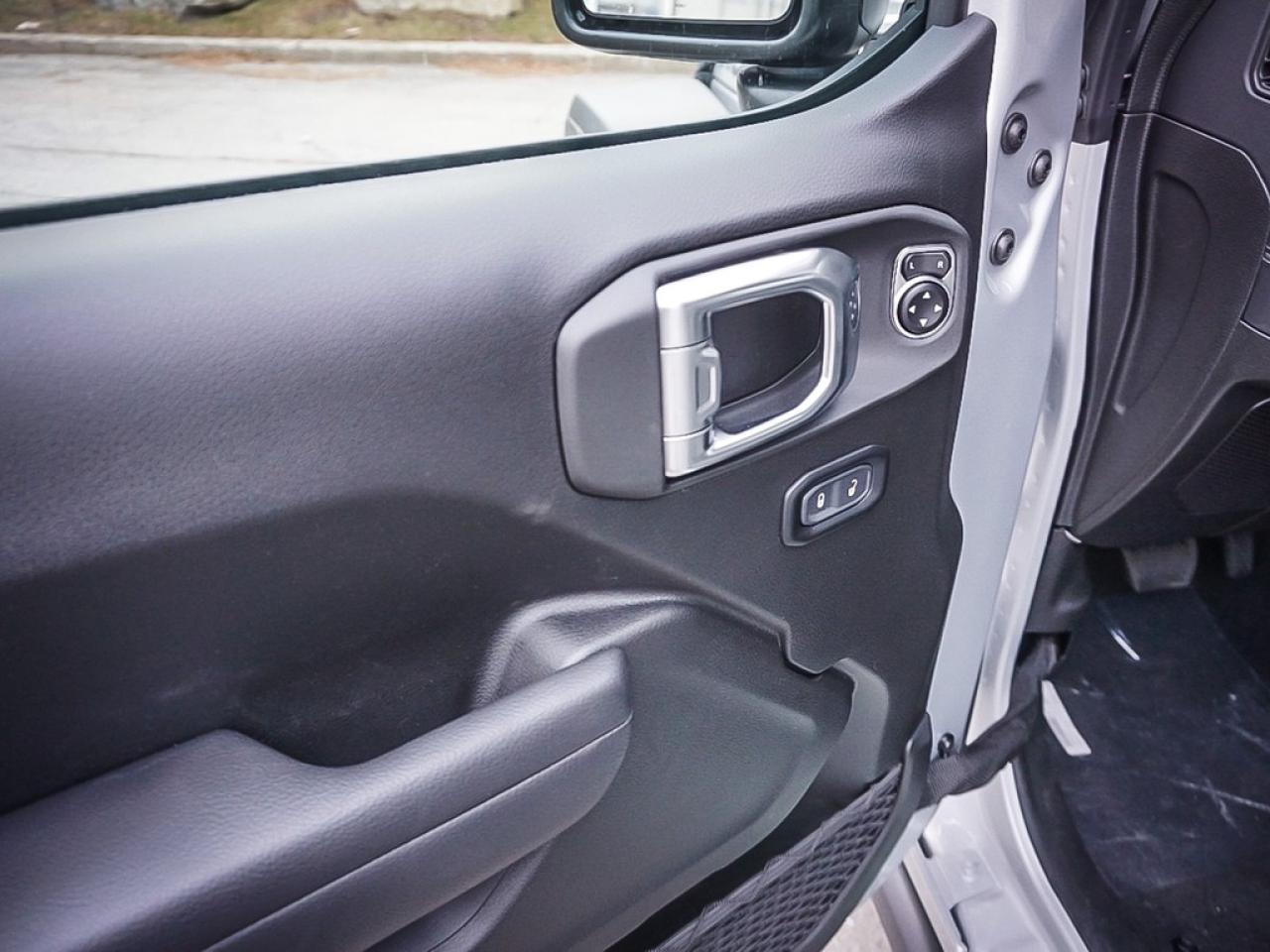 2024 Jeep Wrangler 4xe  Photo