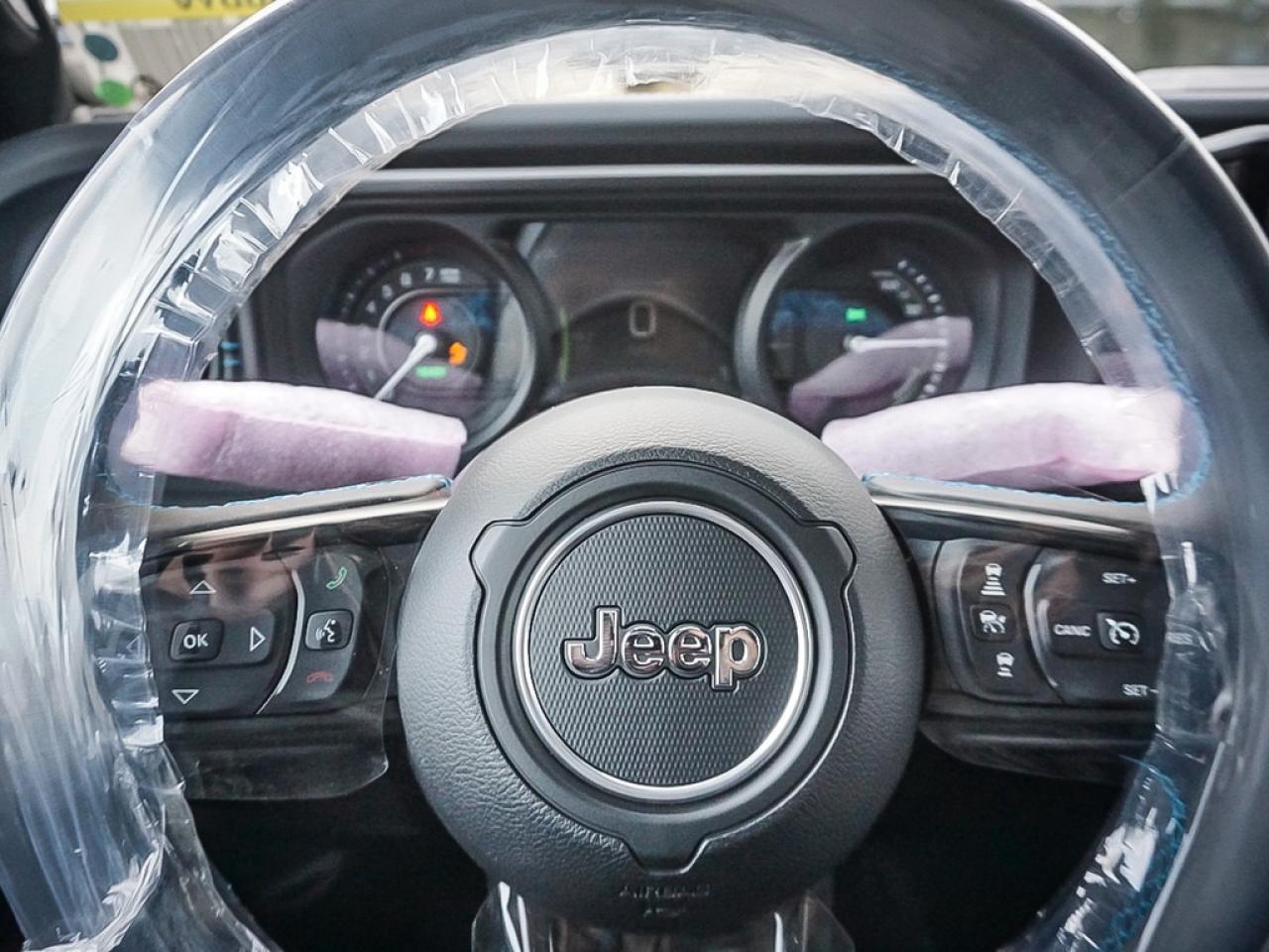 2024 Jeep Wrangler 4xe  Photo