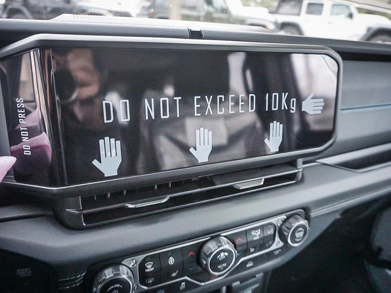 2024 Jeep Wrangler 4xe  Photo