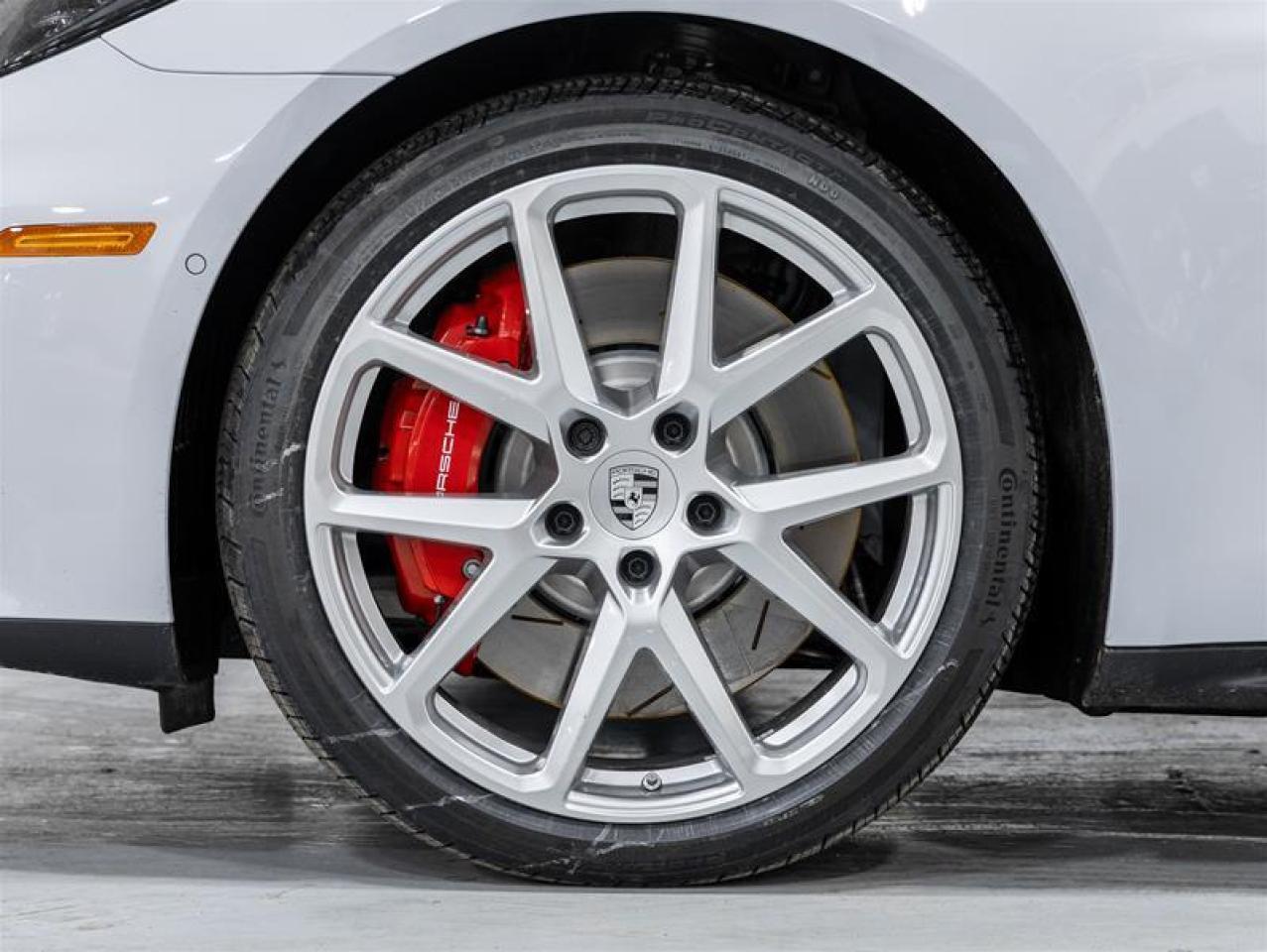 2025 Porsche Panamera  Photo