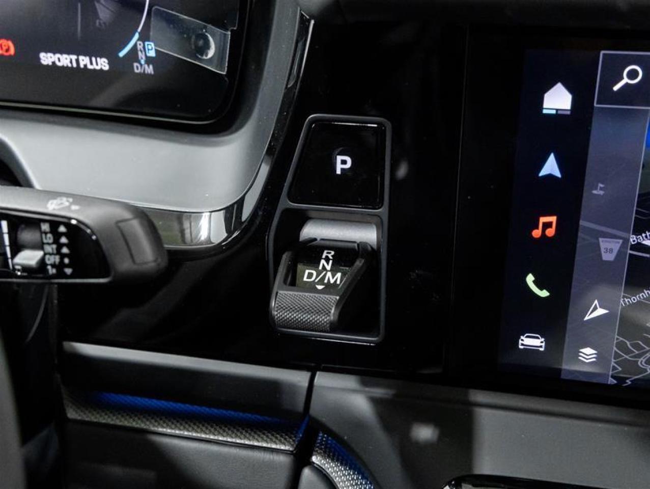 2025 Porsche Panamera  Photo