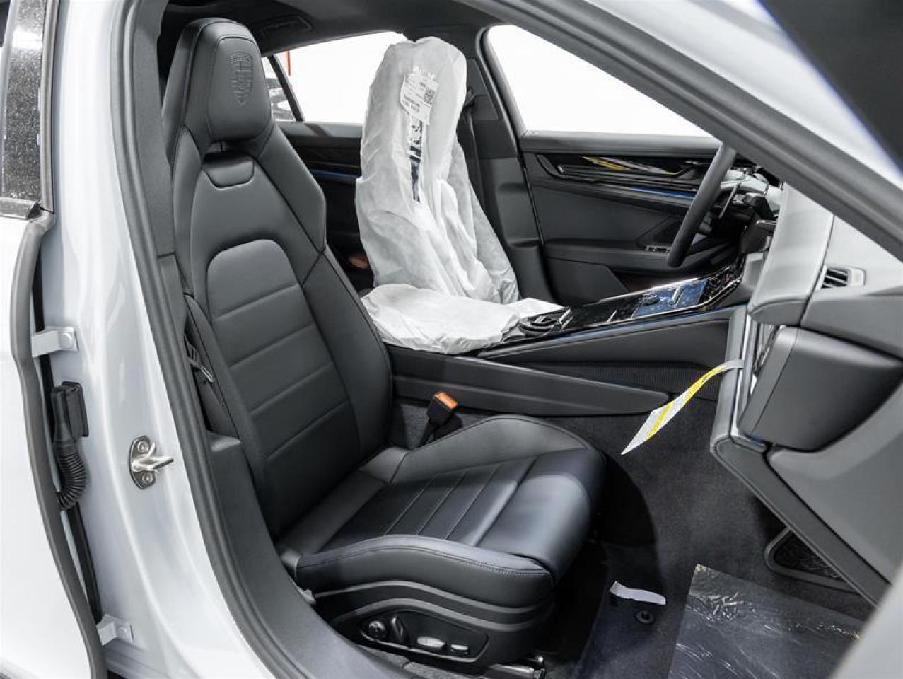 2025 Porsche Panamera  Photo