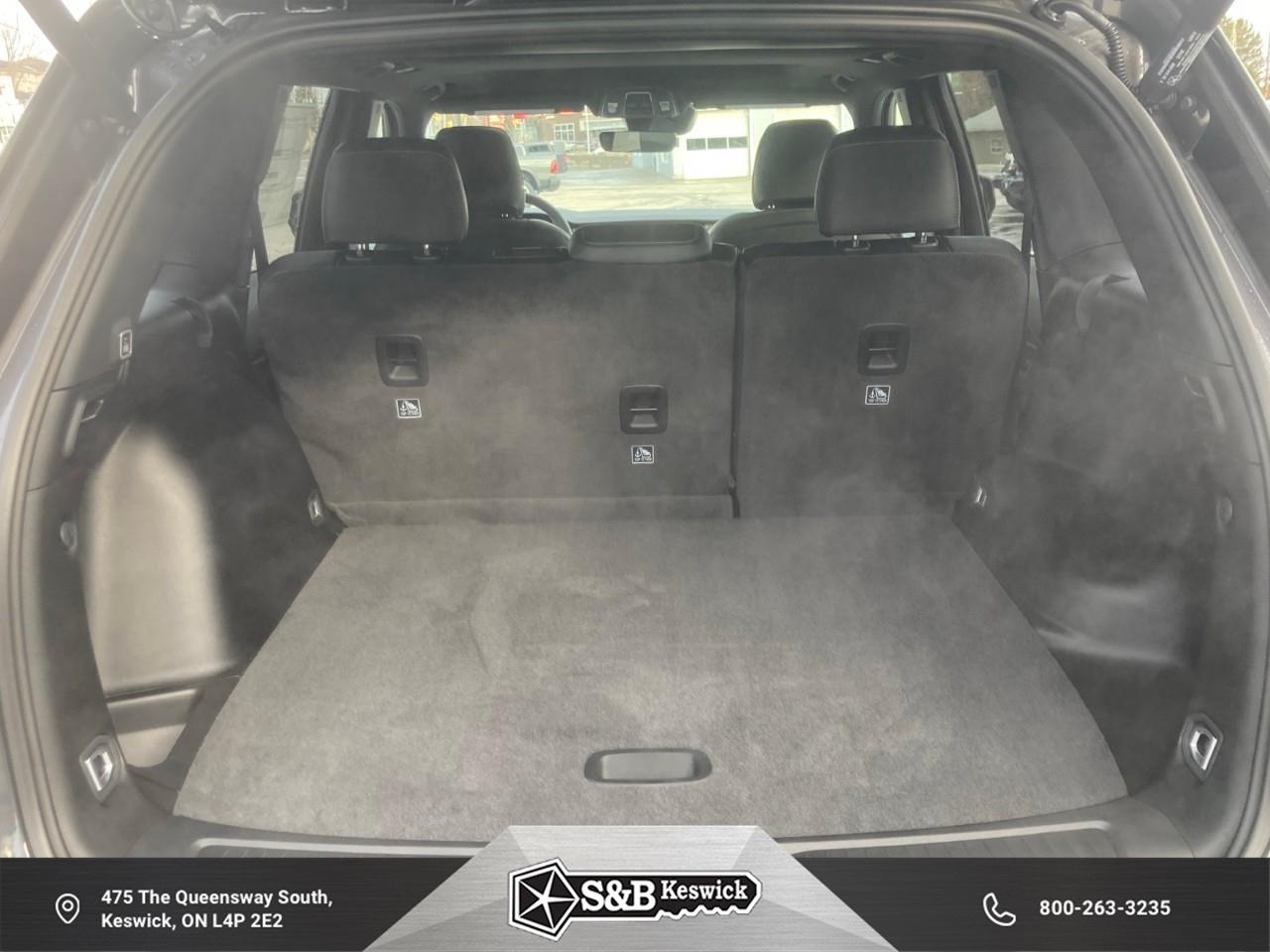 2025 Jeep Grand Cherokee Laredo 4dr 4x4 Photo