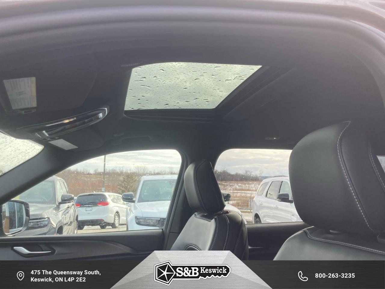 2025 Jeep Grand Cherokee Laredo 4dr 4x4 Photo