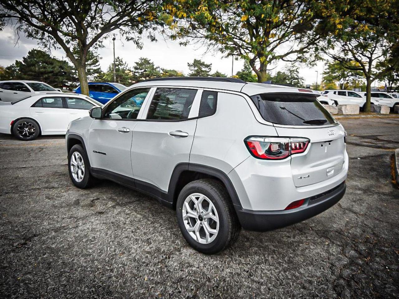 2026 Jeep Compass  Photo4