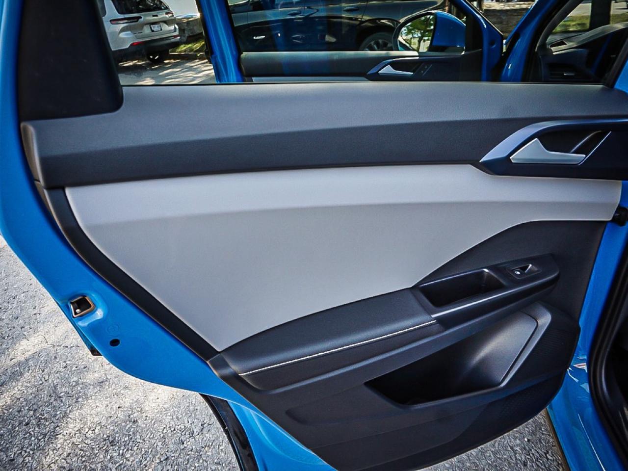 2024 Volkswagen Taos  Photo