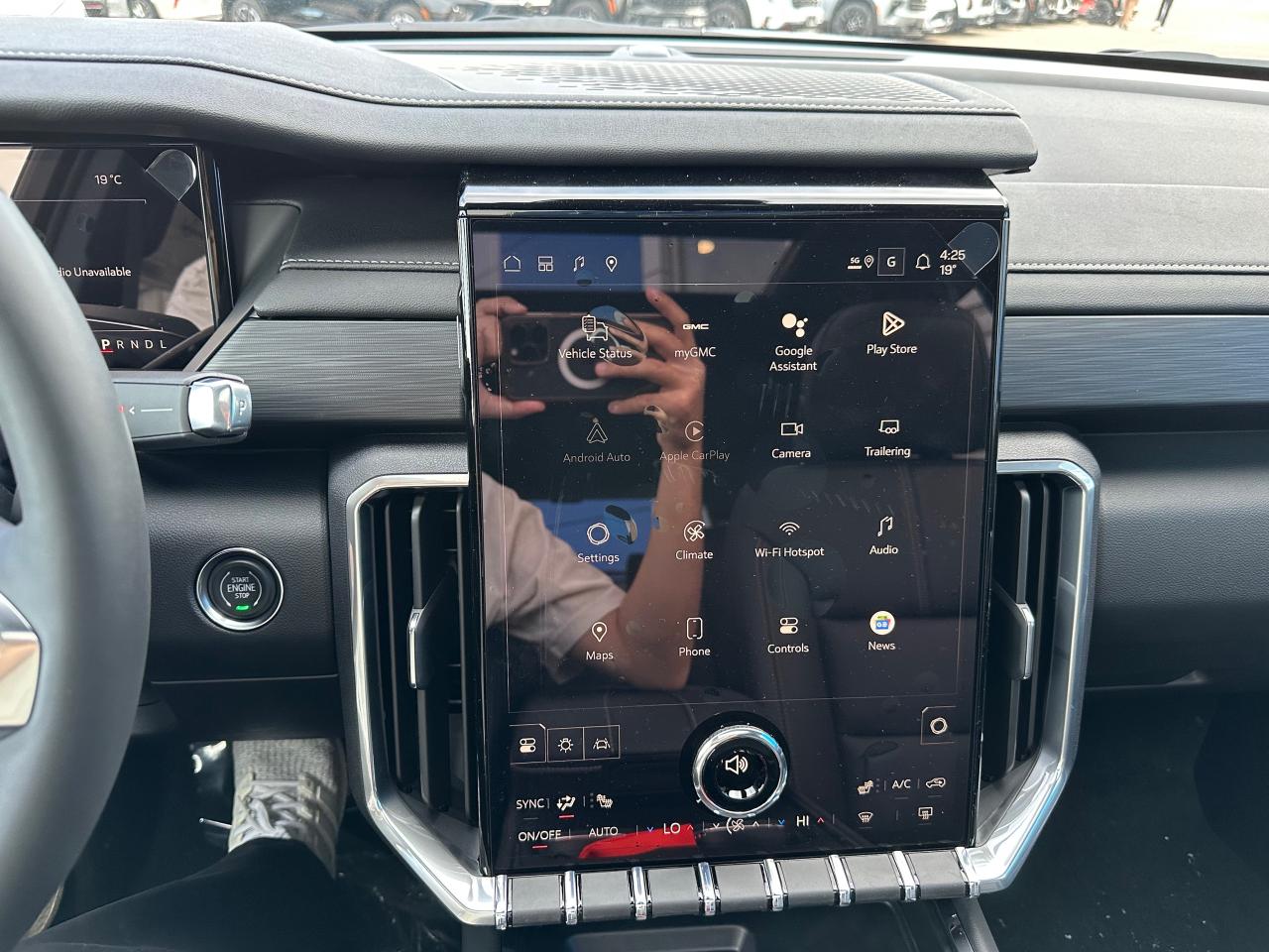 2026 GMC Acadia Elevation 4dr All-Wheel Drive Photo