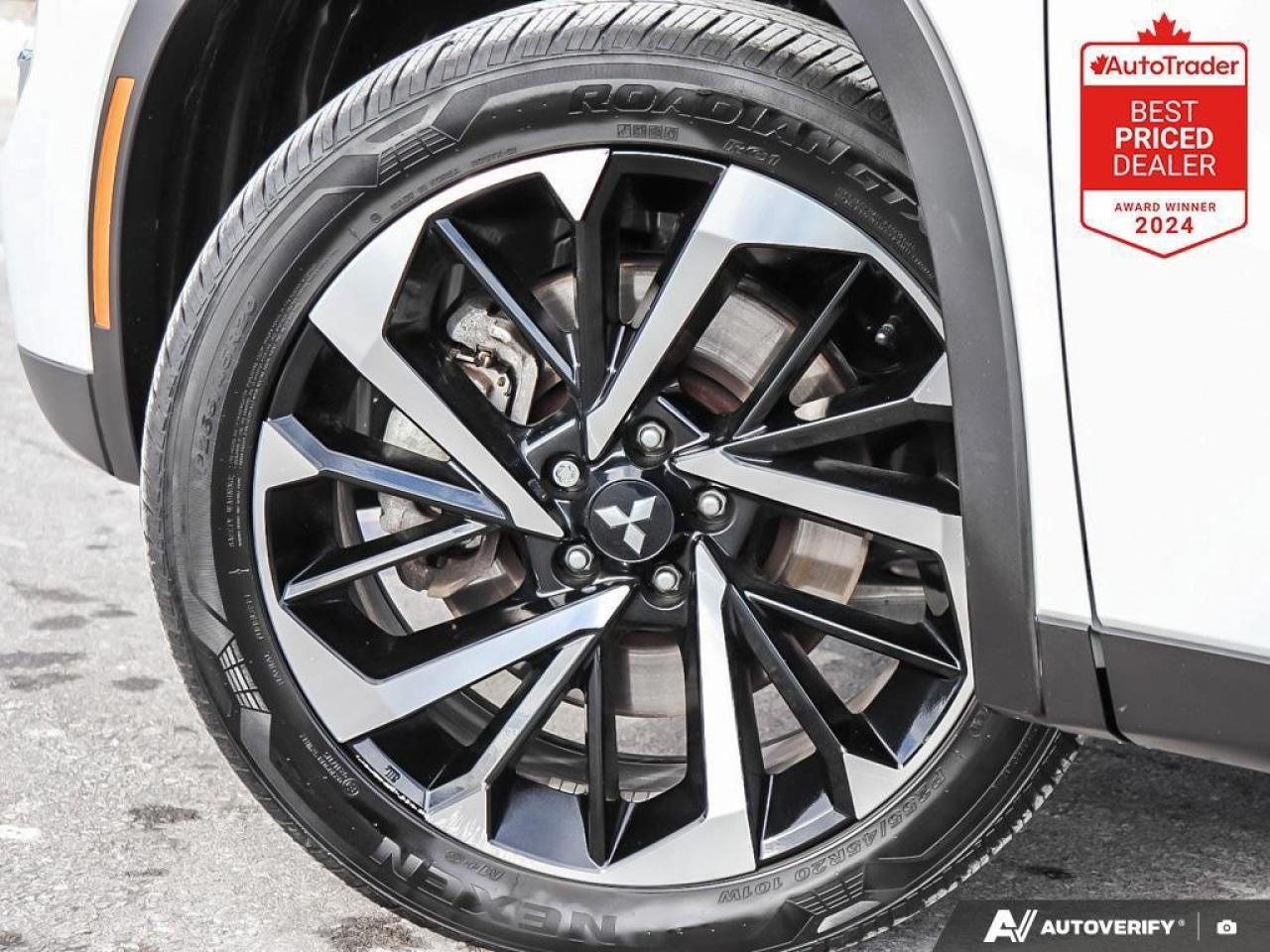 2023 Mitsubishi Outlander LE 4dr S-AWC Photo