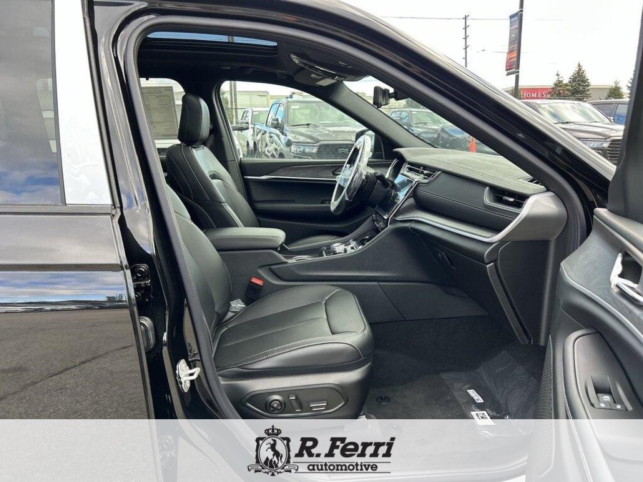 2025 Jeep Grand Cherokee Limited 4dr 4x4 Photo